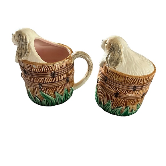 Spaniel Puppy in Barrel Creamer and Sugar Bowl w/ Lid Set VINTAGE - Picture 3 of 11